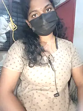 Snapshot of tamilsaisree chatting on 12-21-25, 04:03 tamilsaisree online show from 12-21-25, 04:03