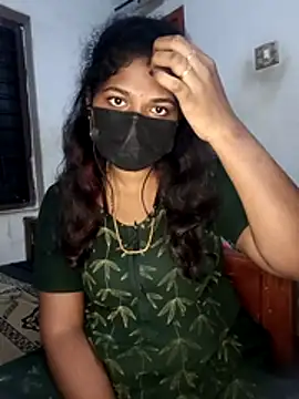 Snapshot of tamilsaisree chatting on 01-08-26, 04:53 tamilsaisree online show from 01-08-26, 04:53