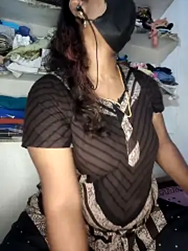 Snapshot of tamilsaisree chatting on 02-01-26, 06:17 tamilsaisree online show from 02-01-26, 06:17