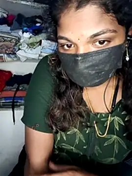 Snapshot of tamilsaisree chatting on 02-04-26, 06:14 tamilsaisree online show from 02-04-26, 06:14