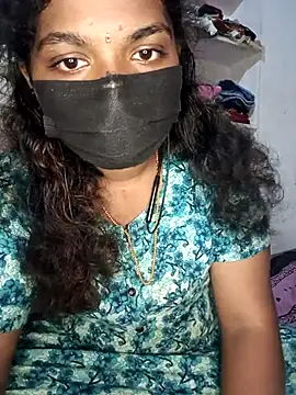 Snapshot of tamilsaisree chatting on 02-17-26, 05:41 tamilsaisree online show from 02-17-26, 05:41