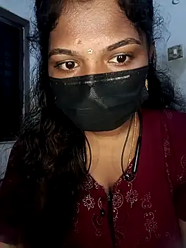 Snapshot of tamilsaisree chatting on 05-11-26, 04:26 tamilsaisree online show from 05-11-26, 04:26