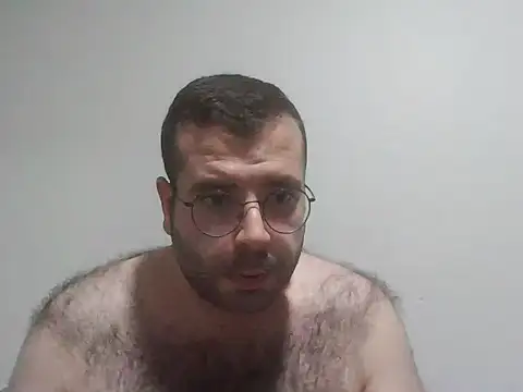 Snapshot of kkadam1 chatting on 12-14-25, 02:33 kkadam1 online show from 12-14-25, 02:33