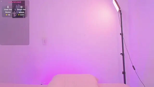 Snapshot of CharlottegrayX chatting on 01-11-26, 04:28 CharlottegrayX online show from 01-11-26, 04:28