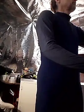 Snapshot of Quebec46 chatting on 01-16-26, 04:00 Quebec46 online show from 01-16-26, 04:00