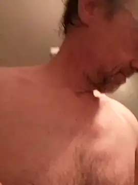 Snapshot of Quebec46 chatting on 02-01-26, 04:49 Quebec46 online show from 02-01-26, 04:49