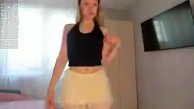 SkyeDavis online show from 06-19-26, 01:48