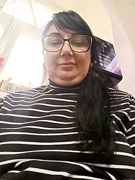 MariSwan222 online show from 04-01-26, 11:33