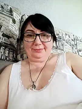 MariSwan222 online show from 05-28-26, 02:03