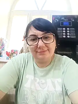 MariSwan222 online show from 06-05-26, 07:25