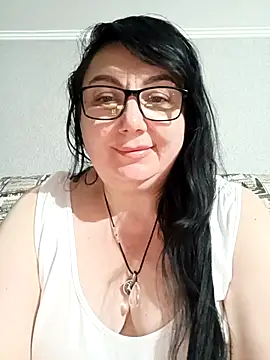 MariSwan222 online show from 06-19-26, 08:34