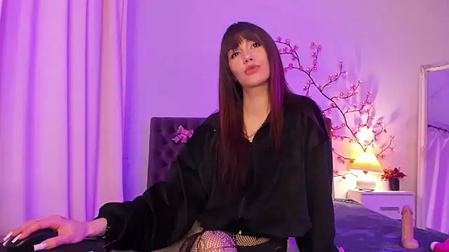 MilanaHotts online show from 03-27-26, 08:26