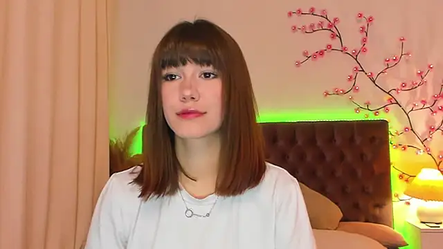 MilanaHotts online show from 07-23-26, 05:38