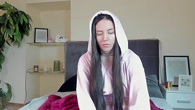 AdrianaCult online show from 02-09-26, 06:17