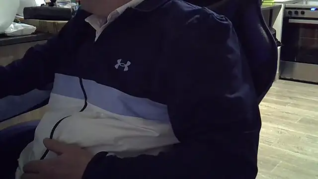 Snapshot of Zetros_15 chatting on 03-13-26, 04:41 Zetros 15 online show from 03-13-26, 04:41