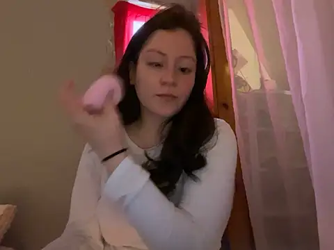 Snapshot of princesadelilah chatting on 12-20-25, 07:21 princesadelilah online show from 12-20-25, 07:21