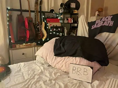 Snapshot of Sara_ftw21 chatting on 03-02-26, 05:08 Sara ftw21 online show from 03-02-26, 05:08