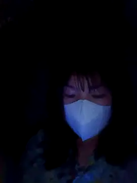 Snapshot of May-Ne chatting on 01-12-26, 01:49 May-Ne online show from 01-12-26, 01:49