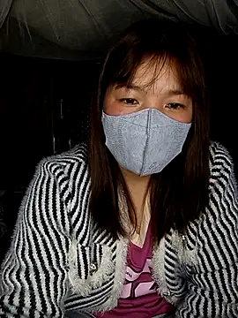 Snapshot of May-Ne chatting on 02-08-26, 01:47 May-Ne online show from 02-08-26, 01:47