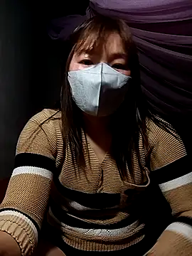 Snapshot of May-Ne chatting on 02-09-26, 12:53 May-Ne online show from 02-09-26, 12:53