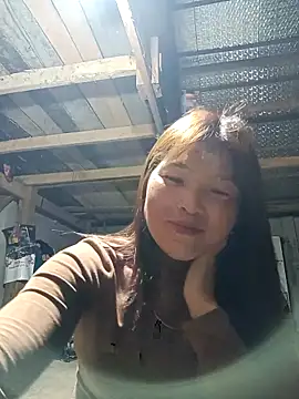 Snapshot of May-Ne chatting on 03-05-26, 04:36 May-Ne online show from 03-05-26, 04:36