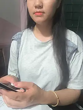 Snapshot of Sisilaydy_01 chatting on 06-30-26, 04:08 Sisilaydy 01 online show from 06-30-26, 04:08