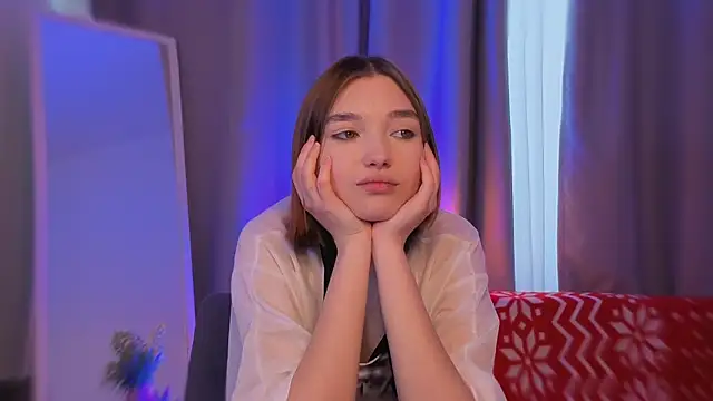 Leyla crsh online show from 02-20-26, 06:26