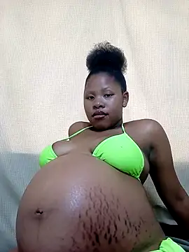 TemptingCloeXx online show from 04-20-26, 11:24