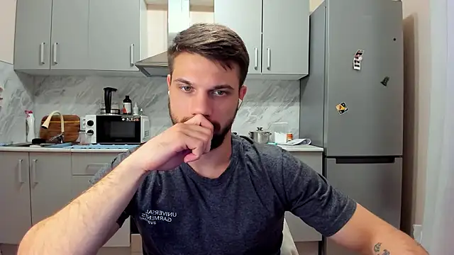 Snapshot of Tony_Wolf chatting on 02-03-26, 09:09 Tony Wolf online show from 02-03-26, 09:09