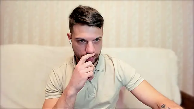 Snapshot of Tony_Wolf chatting on 03-06-26, 09:22 Tony Wolf online show from 03-06-26, 09:22