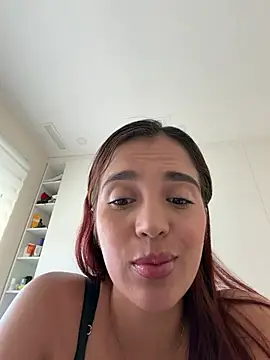 lara beker online show from 04-27-26, 03:32