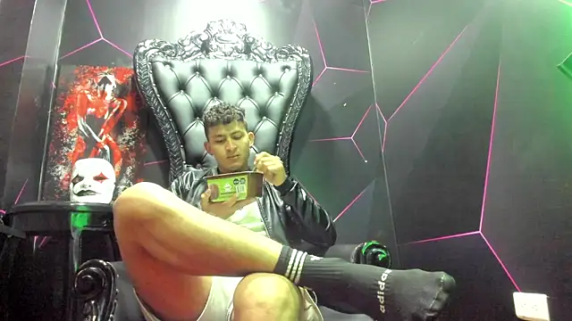 Ethan Waalker online show from 01-17-26, 04:17