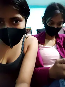 Snapshot of Aaradhya-Rani chatting on 01-11-26, 07:24 Aaradhya-Rani online show from 01-11-26, 07:24