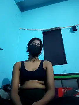 Snapshot of Aaradhya-Rani chatting on 02-15-26, 06:04 Aaradhya-Rani online show from 02-15-26, 06:04