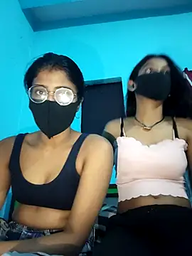 Snapshot of Aaradhya-Rani chatting on 02-28-26, 07:26 Aaradhya-Rani online show from 02-28-26, 07:26