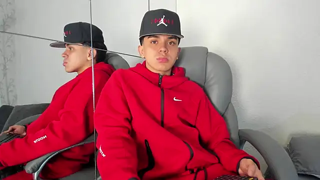  TaylorBlack online show from 04-07-26, 11:43