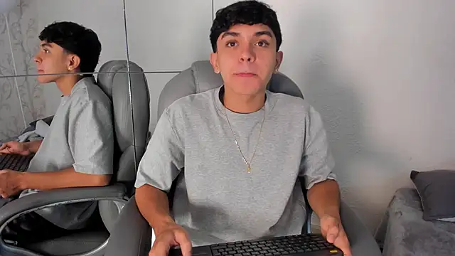  TaylorBlack online show from 04-23-26, 11:42