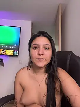 Snapshot of Camila_sanchez25 chatting on 05-01-26, 07:40 Camila sanchez25 online show from 05-01-26, 07:40