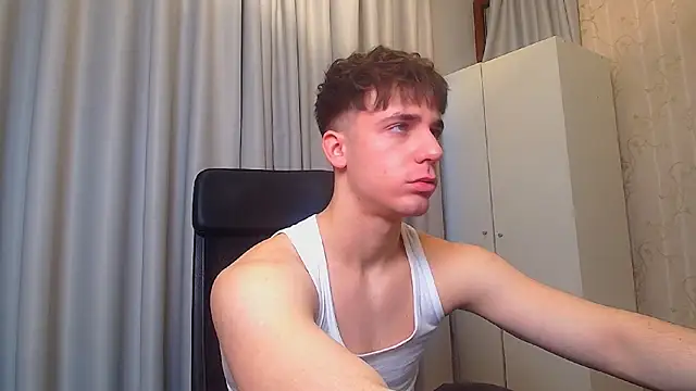 KellenWest online show from 02-18-26, 05:47