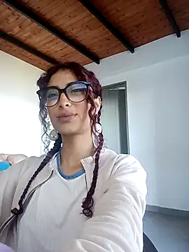 Snapshot of Perfect_match19 chatting on 01-17-26, 01:05 Perfect match19 online show from 01-17-26, 01:05