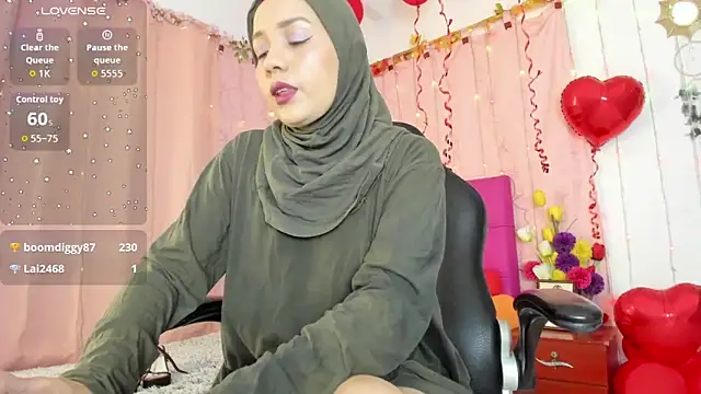 Snapshot of Sara-Maalouf chatting on 02-13-26, 08:27 Sara-Maalouf online show from 02-13-26, 08:27