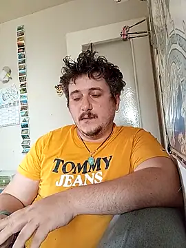 damslebambou1 online show from 05-02-26, 03:39