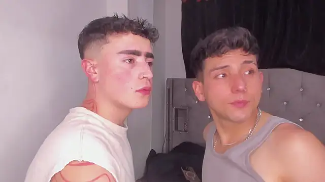 Snapshot of naughtysalomon__ chatting on 02-21-26, 12:11 naughtysalomon online show from 02-21-26, 12:11