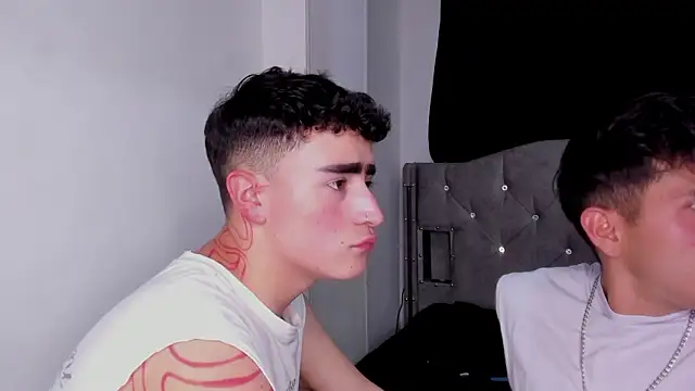 Snapshot of naughtysalomon__ chatting on 03-01-26, 12:45 naughtysalomon online show from 03-01-26, 12:45