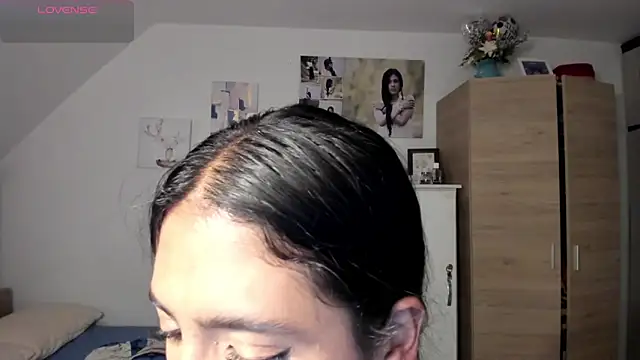 Snapshot of VEROSlen- chatting on 03-03-26, 02:39 VEROSlen- online show from 03-03-26, 02:39