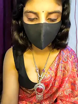 Snapshot of Zaayaa_2 chatting on 01-13-26, 04:23 Zaayaa 2 online show from 01-13-26, 04:23