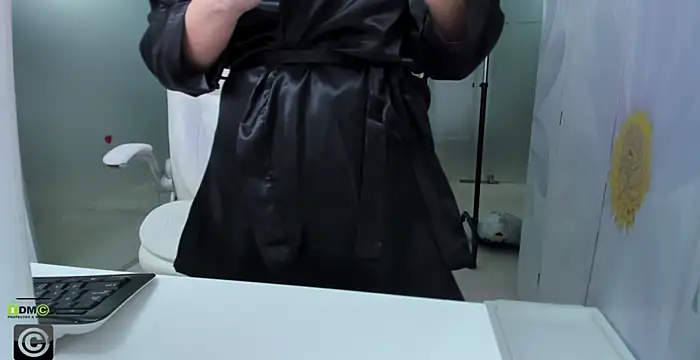 Snapshot of missdominna chatting on 02-25-26, 04:00 missdominna online show from 02-25-26, 04:00