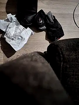 Snapshot of joaquinvaladez chatting on 02-18-26, 06:42 joaquinvaladez online show from 02-18-26, 06:42