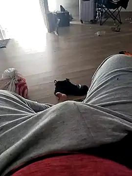 Snapshot of joaquinvaladez chatting on 02-26-26, 04:06 joaquinvaladez online show from 02-26-26, 04:06