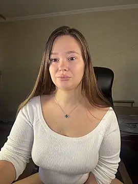 Snapshot of CaramelleSugarr chatting on 12-17-25, 07:14 CaramelleSugarr online show from 12-17-25, 07:14